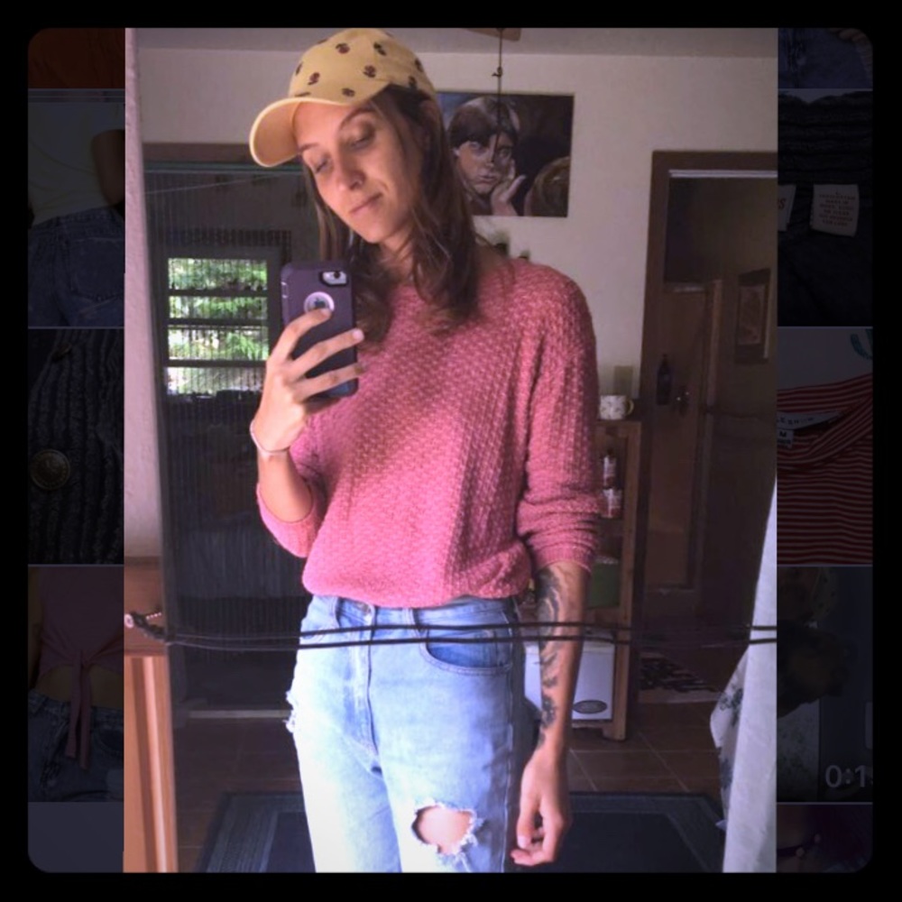 Grandma Sweater Vibes✌🏽